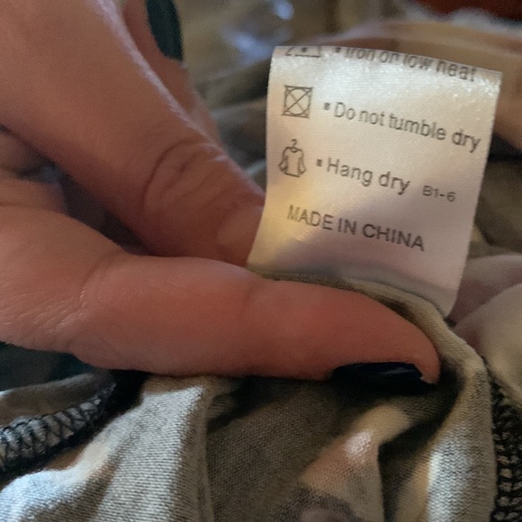 LILBETTER MIDI DRESS SIZE LARGE - Picture 8 of 9